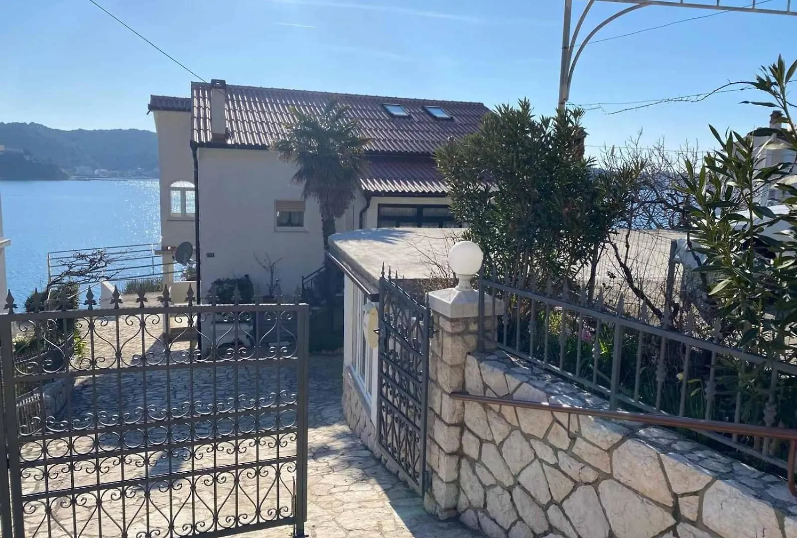 Apartments Josip R Supetarska Draga