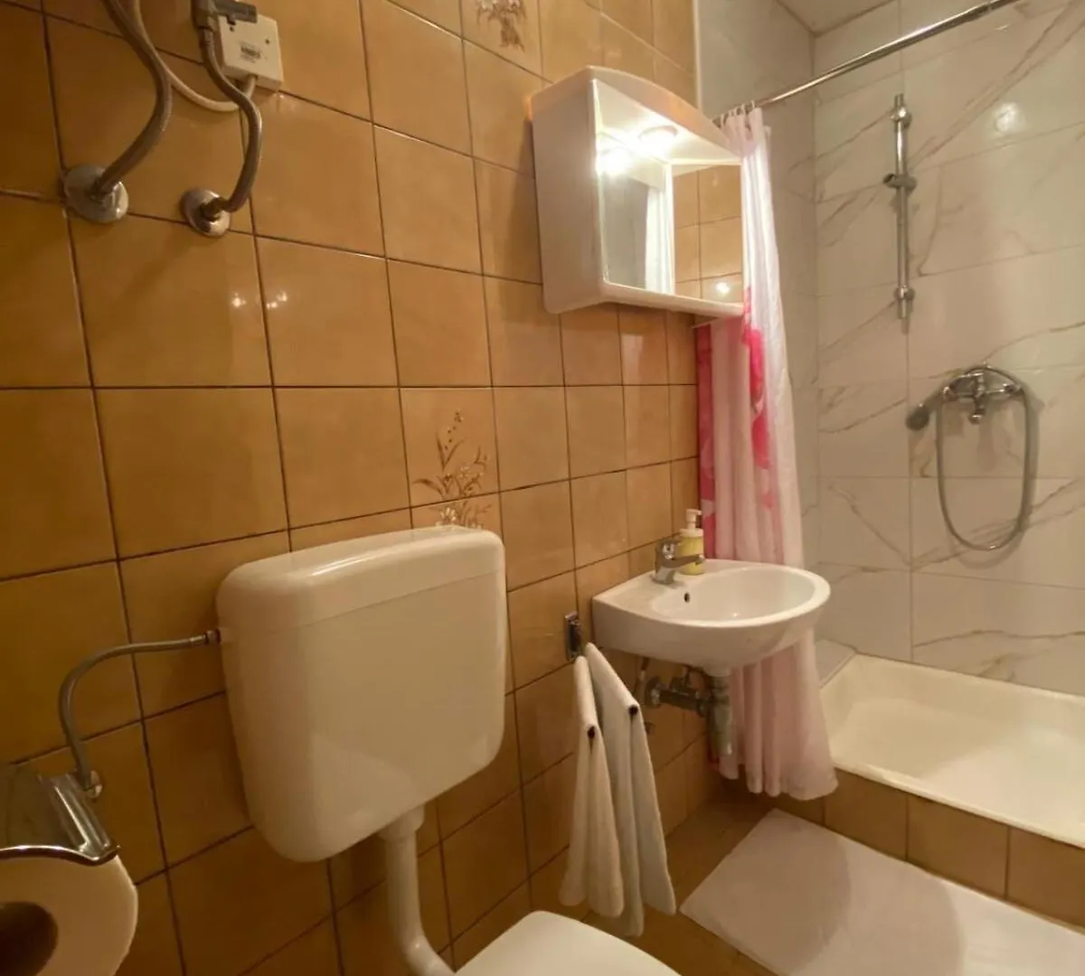 Apartments Josip R سوبيتارسكا دراغا